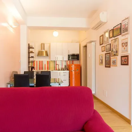 Navigli 6 Deluxe * Milánó